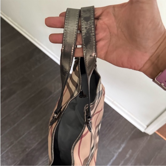 Burberry Nova Check Tote Bag - Picture 3 of 12